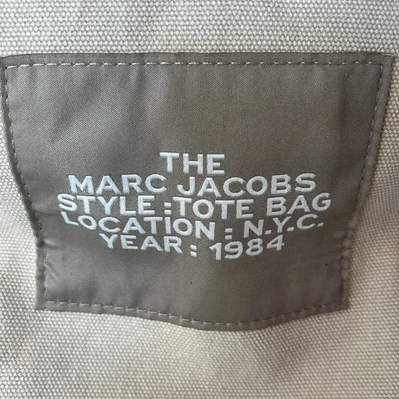 Marc Jacobs The Tote Bag in Ivory - Like New - Picture 6 of 11